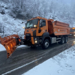karayollarindan-yogun-kar-mesaisi-ekipler-724-sahada.jpg