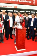 1-lige-yukselen-batman-petrol-spor-as-kupasini-aldi-ovIbs7zu.webp.webp.webp